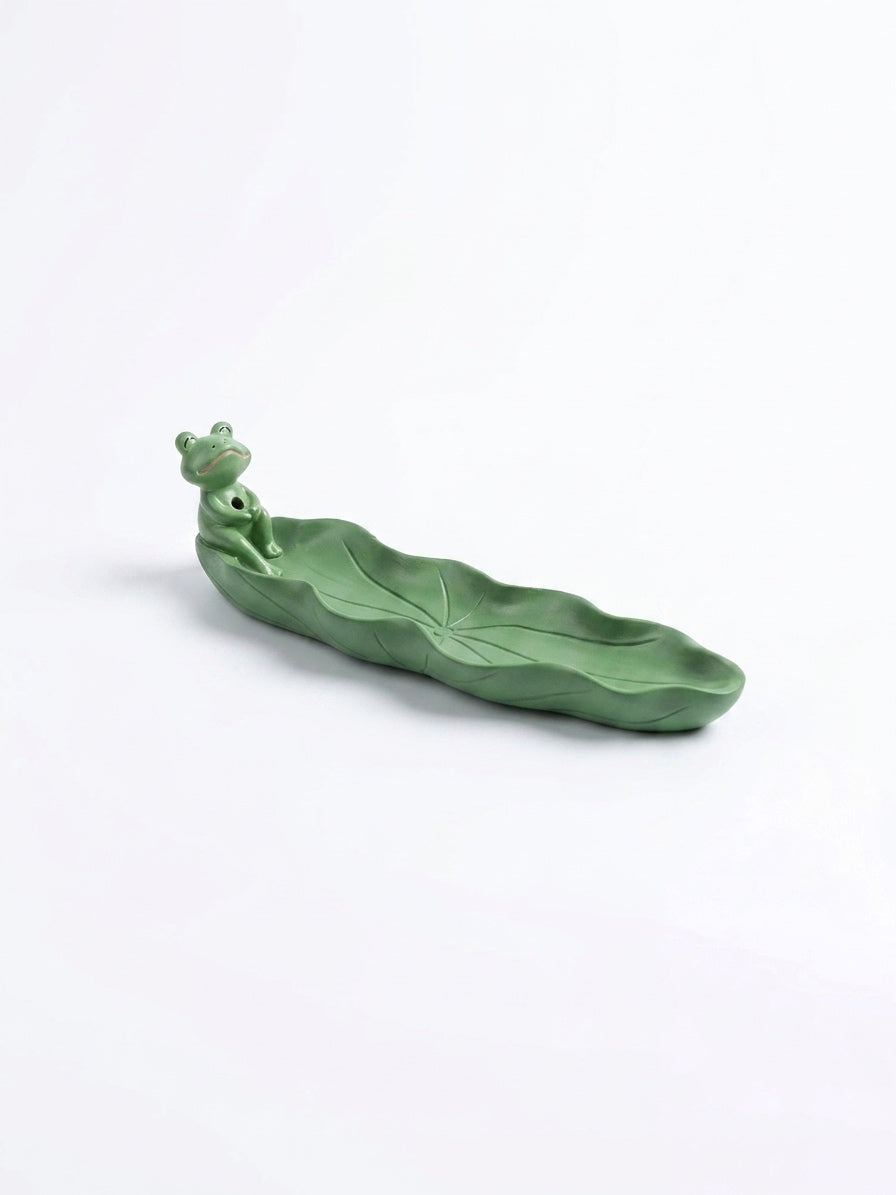 Relaxed Frog Incense Holder
