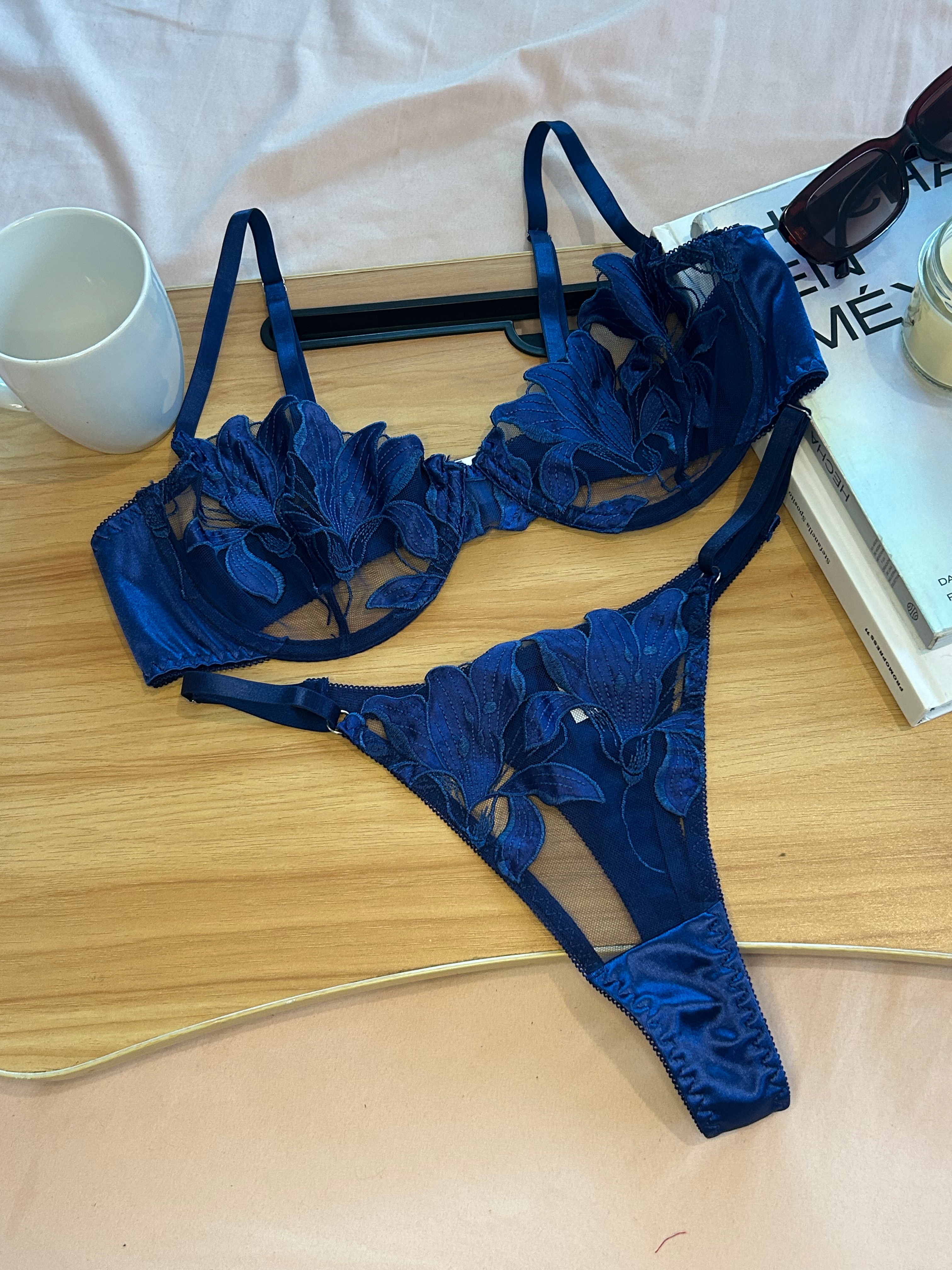 Charlotte Azul