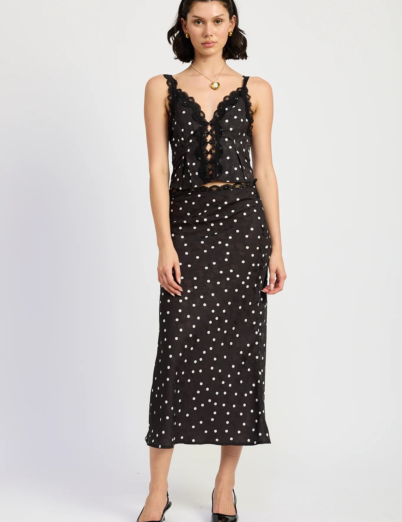 IPA2256T_BLACKPOLKA_1_jpg.webp
