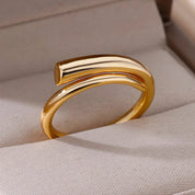 Twisted Ring