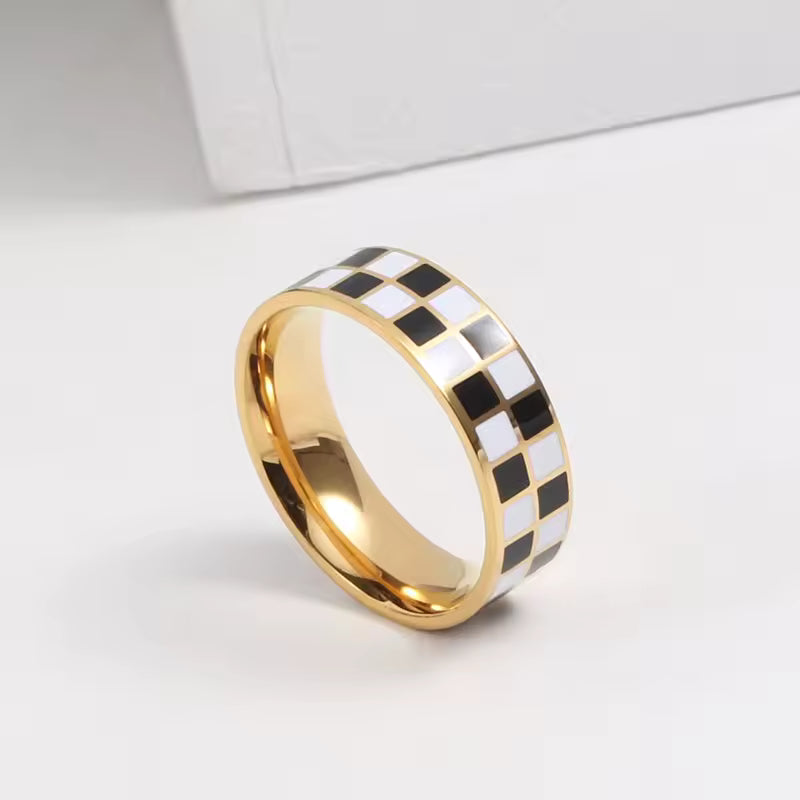 Black and White Ring