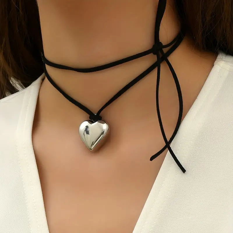 Black Heart Necklace