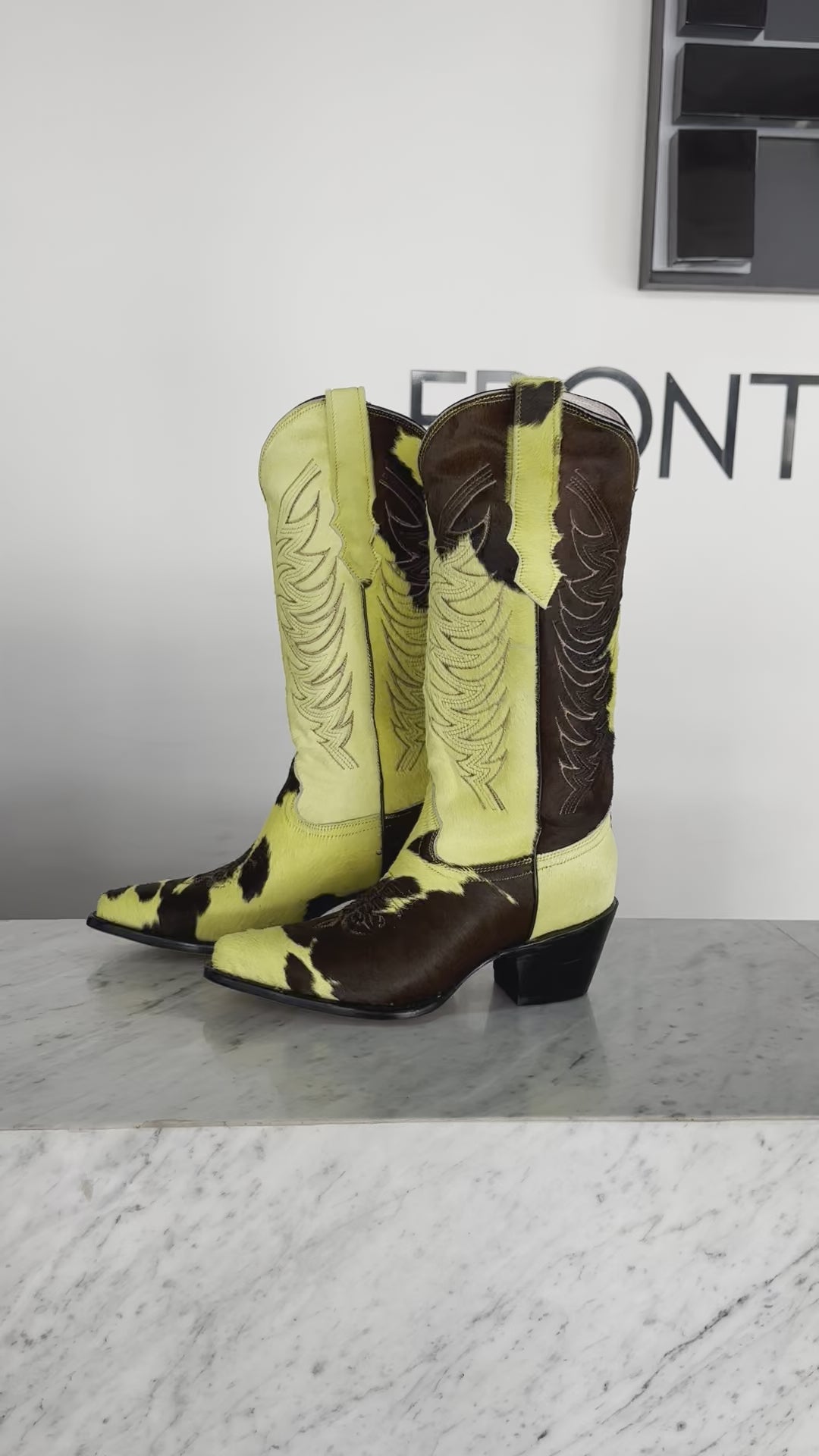 Cowgirl Yellow Moo Pointed Toe